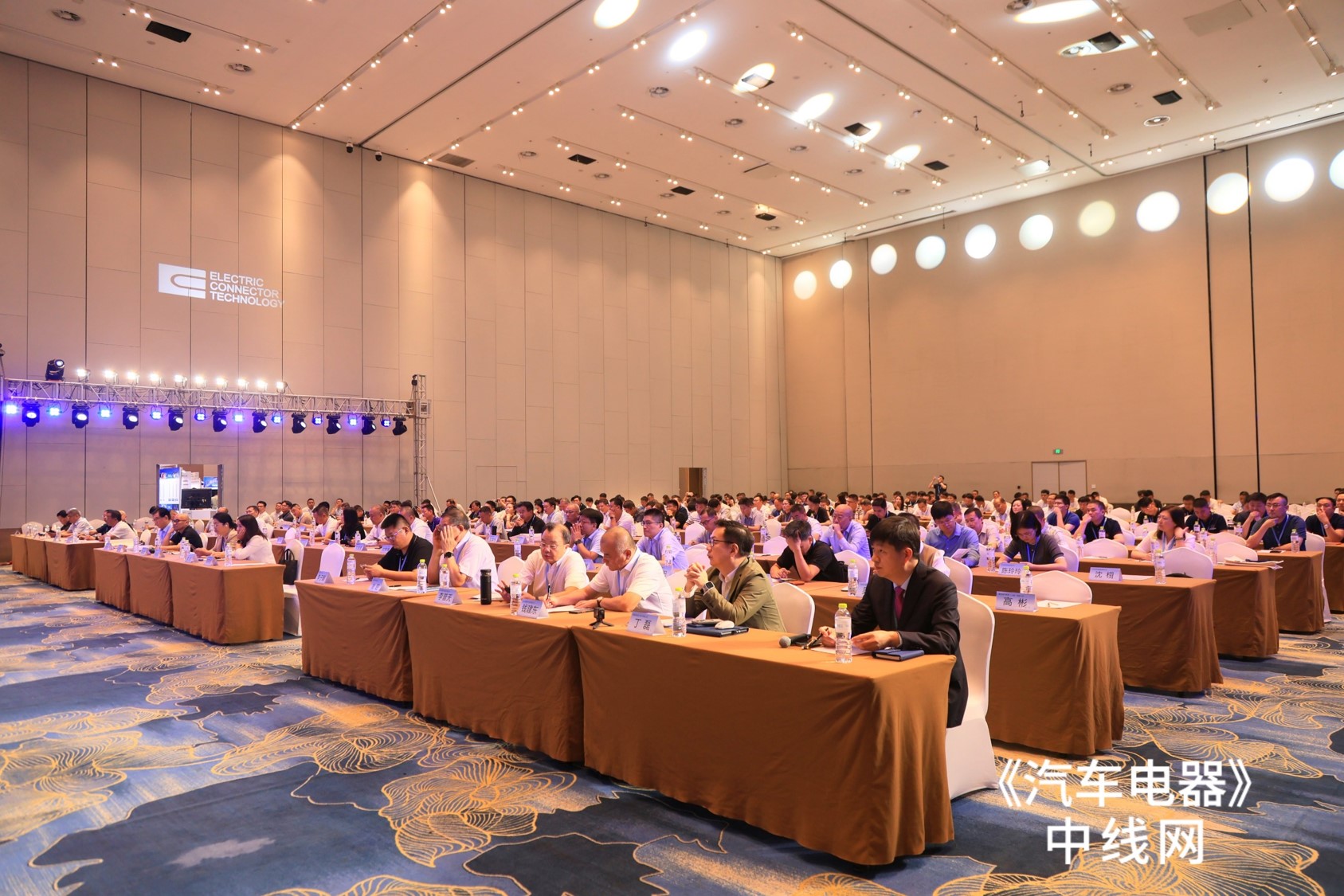 圖片2.jpg 圖片2.jpg